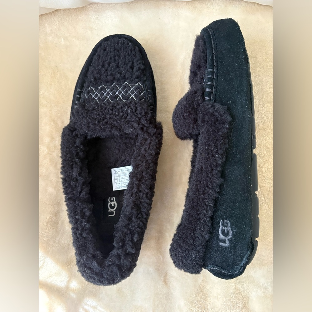 UGG Ansley UggBraid moccasin slippers 🔥